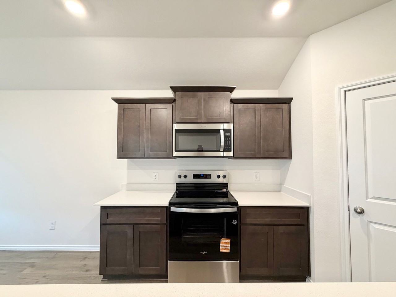 519 Burnett Trl - Photo 5 of 37