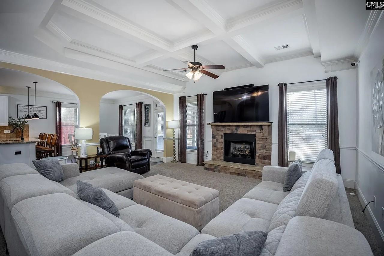 219 Pink Camellia Ln - Photo 6 of 20