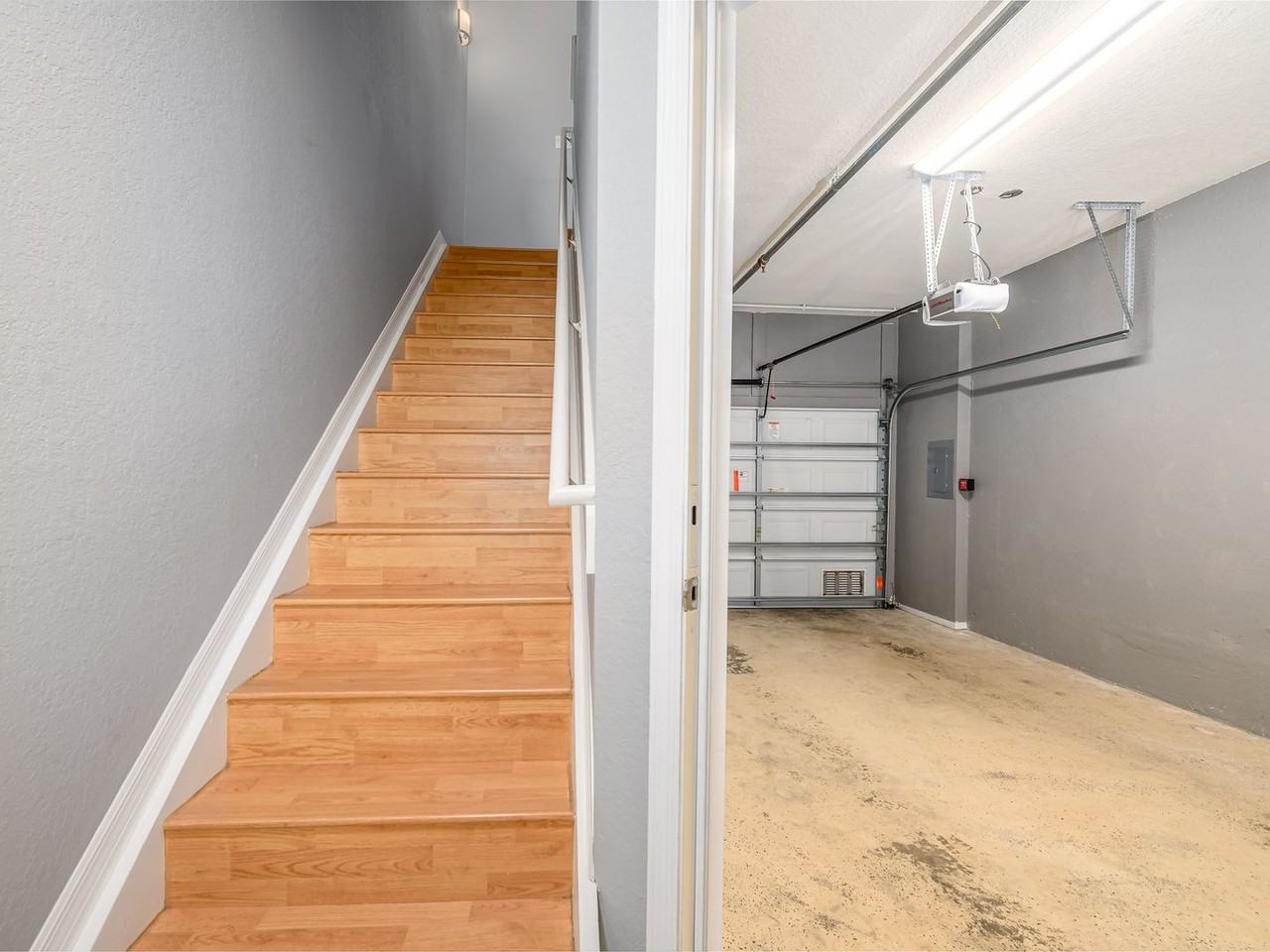 131 Grand Beach Pl - Photo 3 of 25