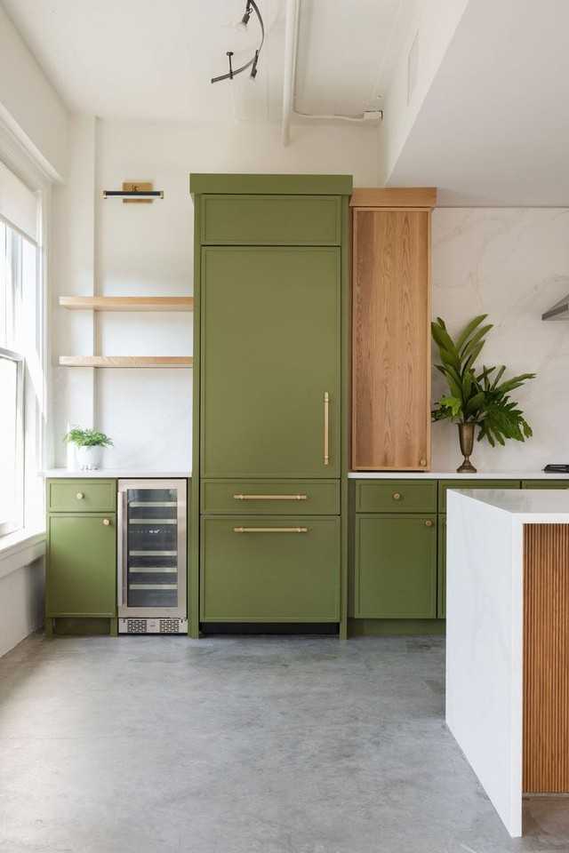 909 Lafayette St - Photo 3 of 9