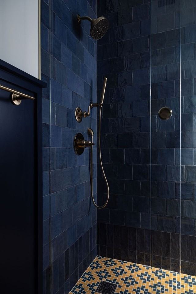 909 Lafayette St - Photo 7 of 9