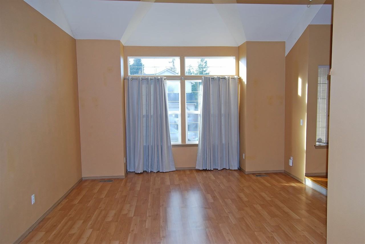 24226 100th Pl Se - Photo 3 of 20