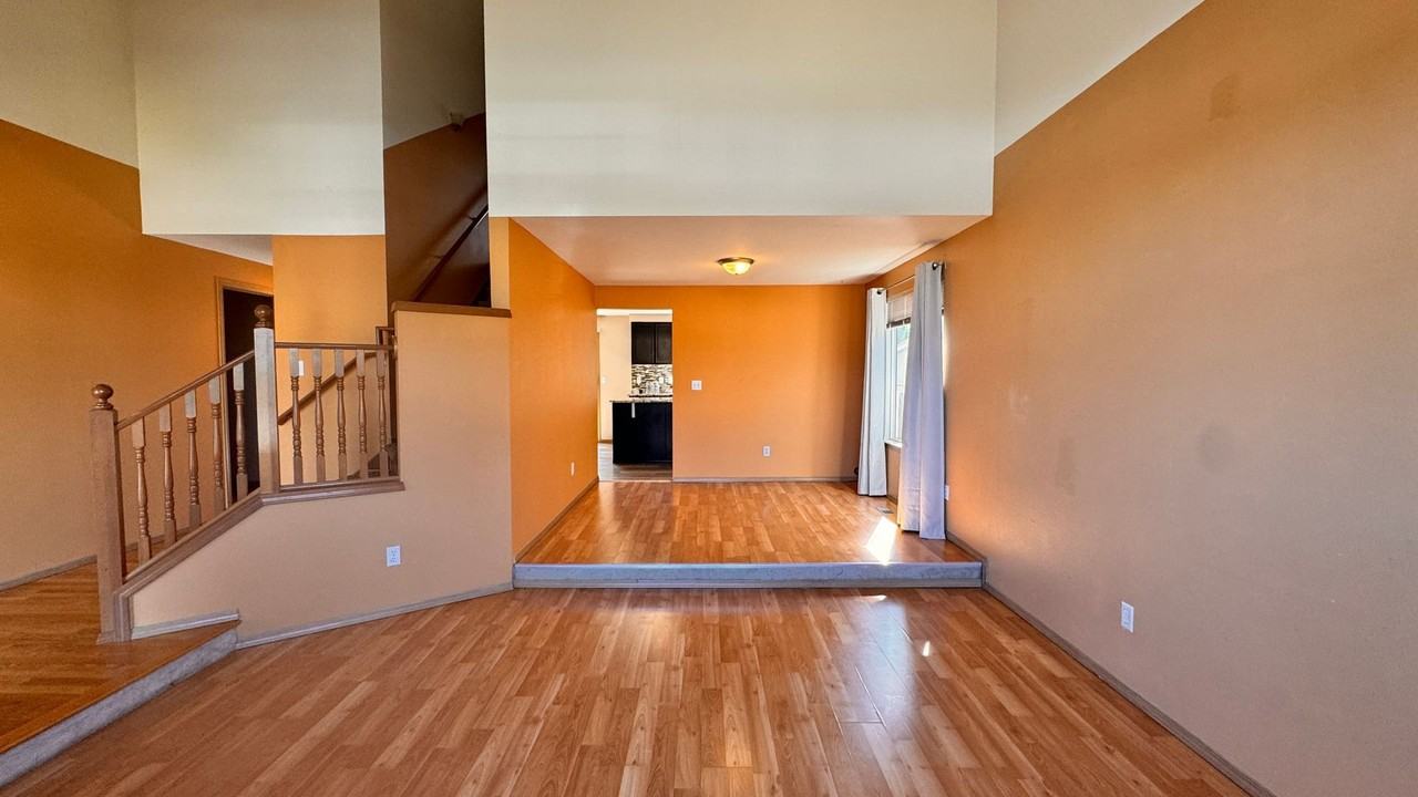 24226 100th Pl Se - Photo 4 of 20