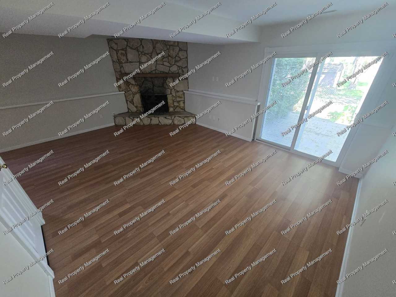 1586 Sunnyslope Dr - Photo 7 of 18