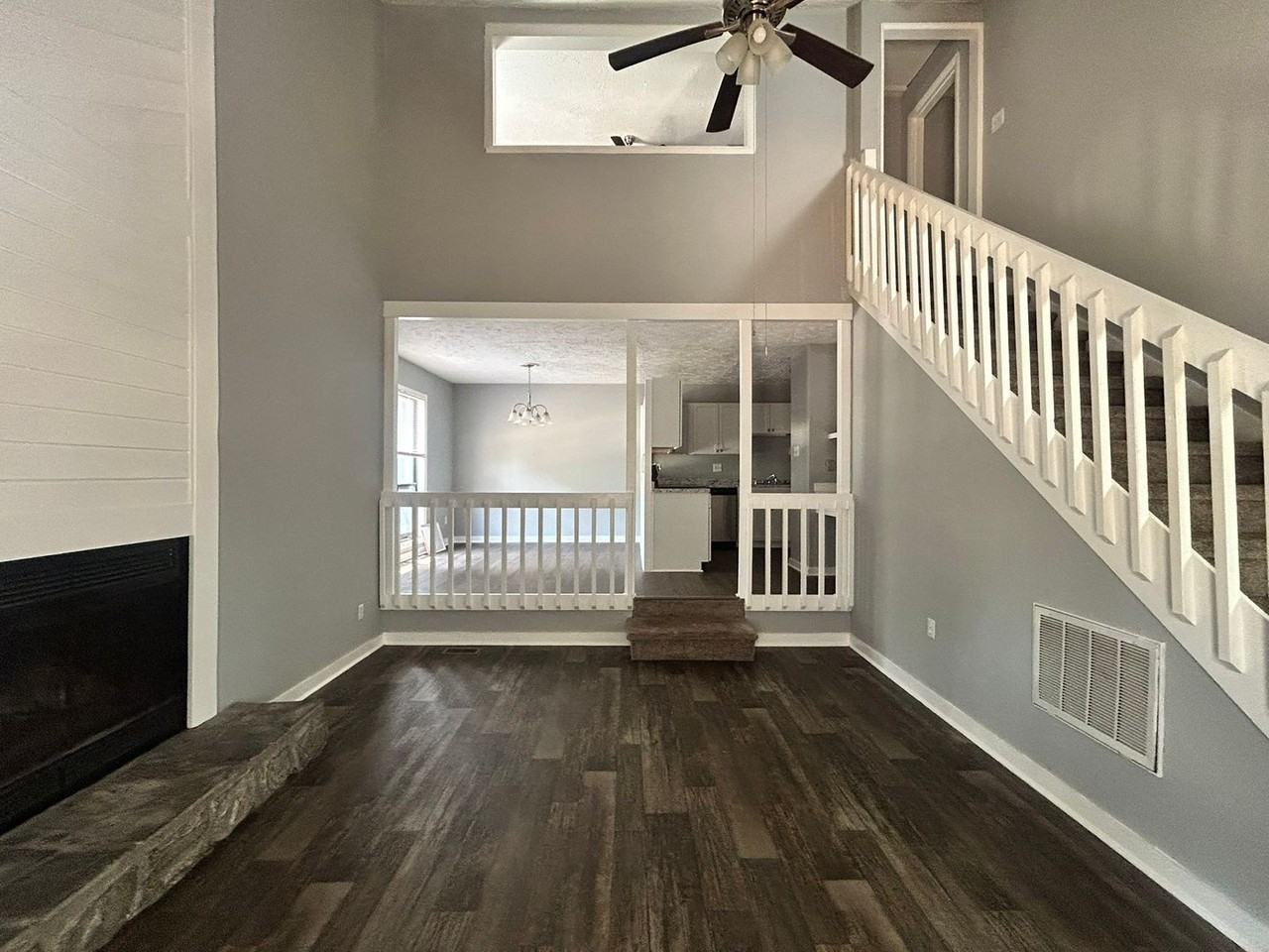 6466 Kelmscot Ct - Photo 6 of 29
