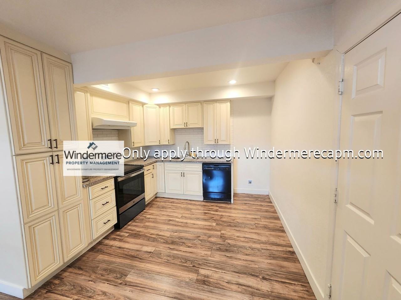 7710 San Simeon Dr - Photo 4 of 15