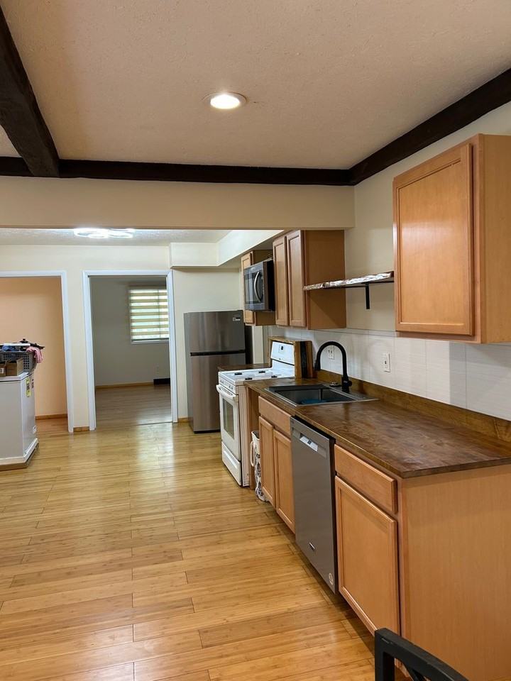 1620 Brainard Rd - Photo 6 of 44