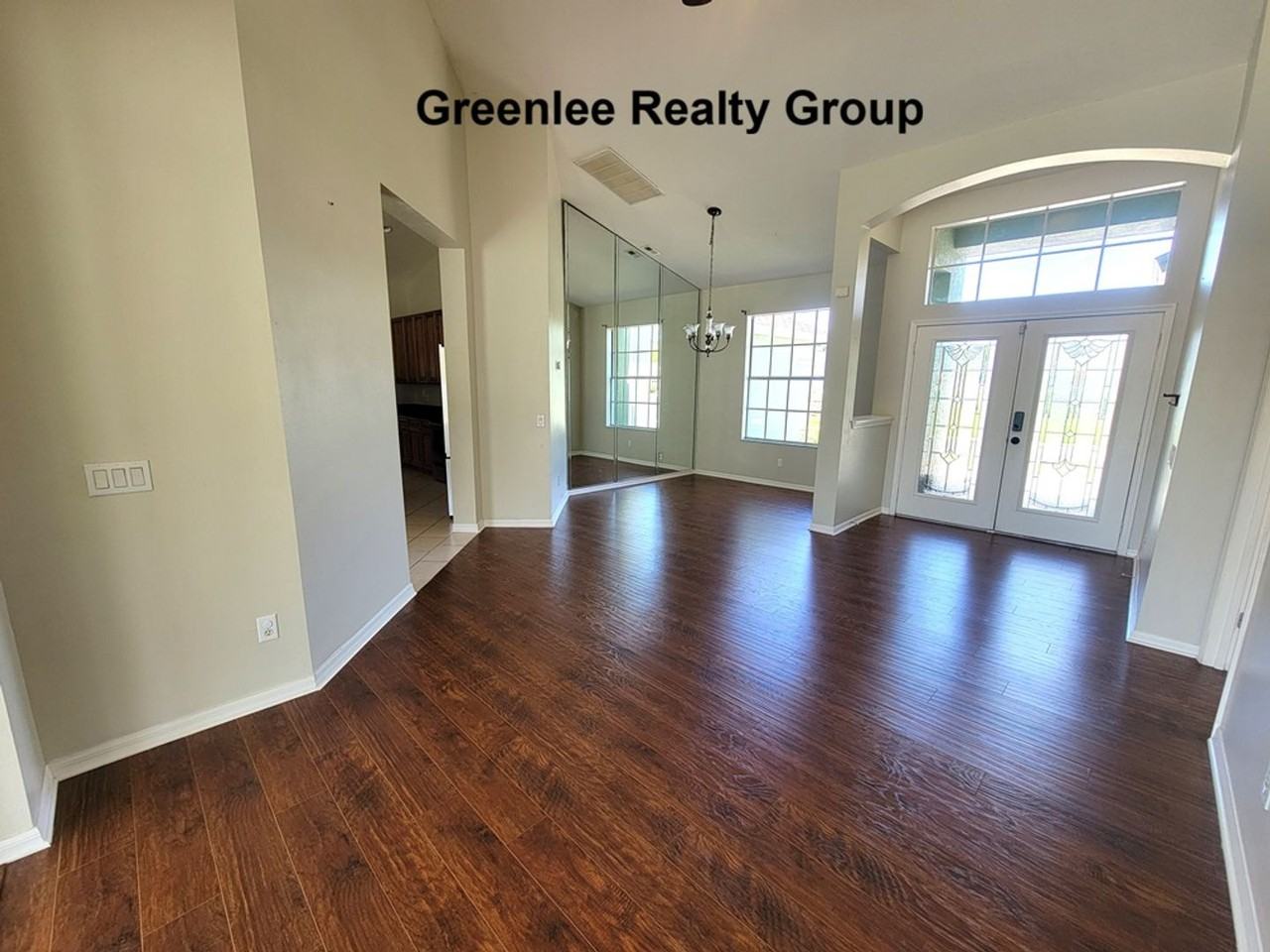 7916 Roundelay Dr - Photo 4 of 38