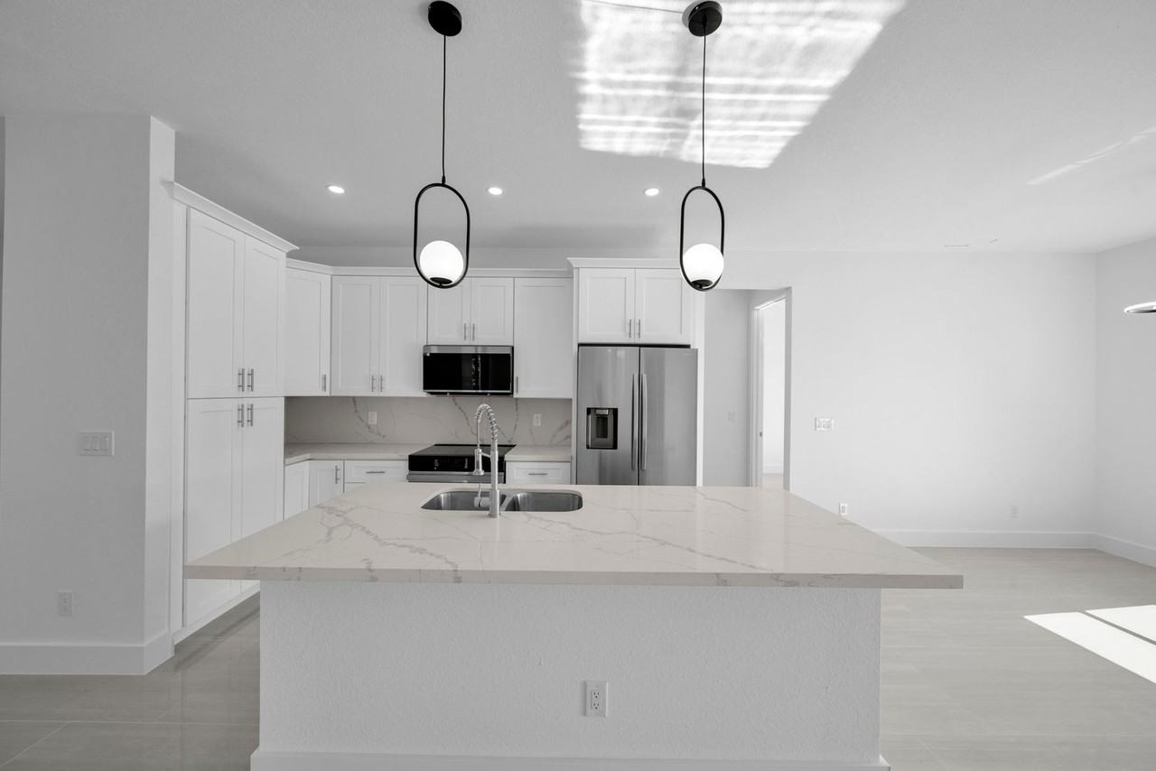 73 Flamingo Blvd - Photo 6 of 28