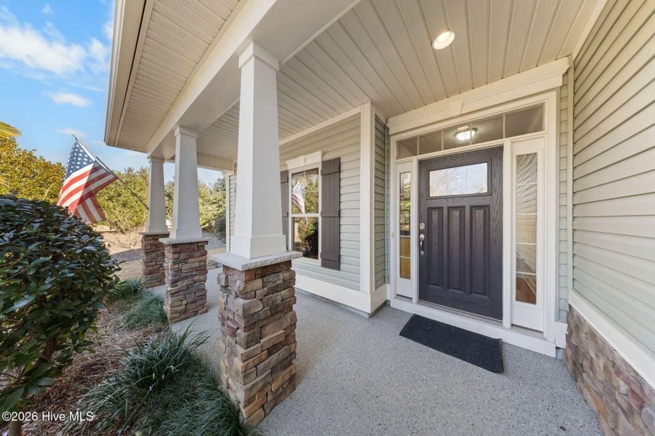 2259 Azalea Pointe Ct - Photo 3 of 32