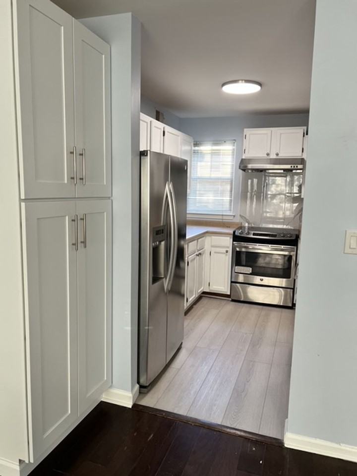 605 N 44th St - Photo 6 of 26