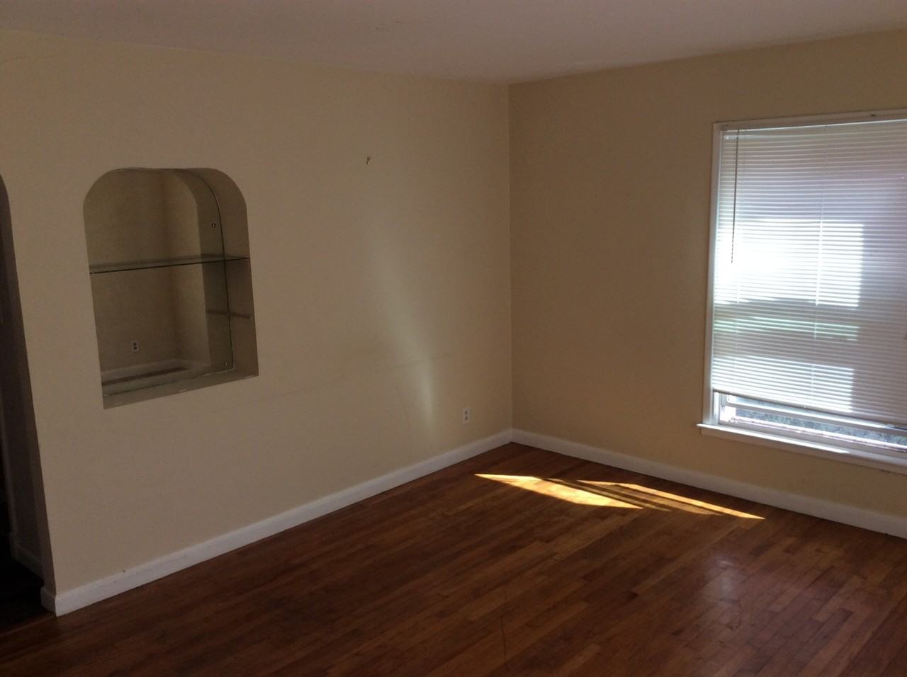 2636.5 Capitol Avenue - Photo 2 of 10