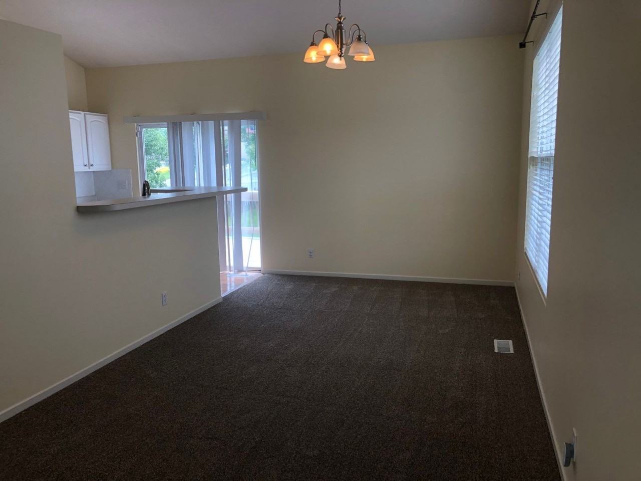 2913 Rahn Blvd - Photo 3 of 14