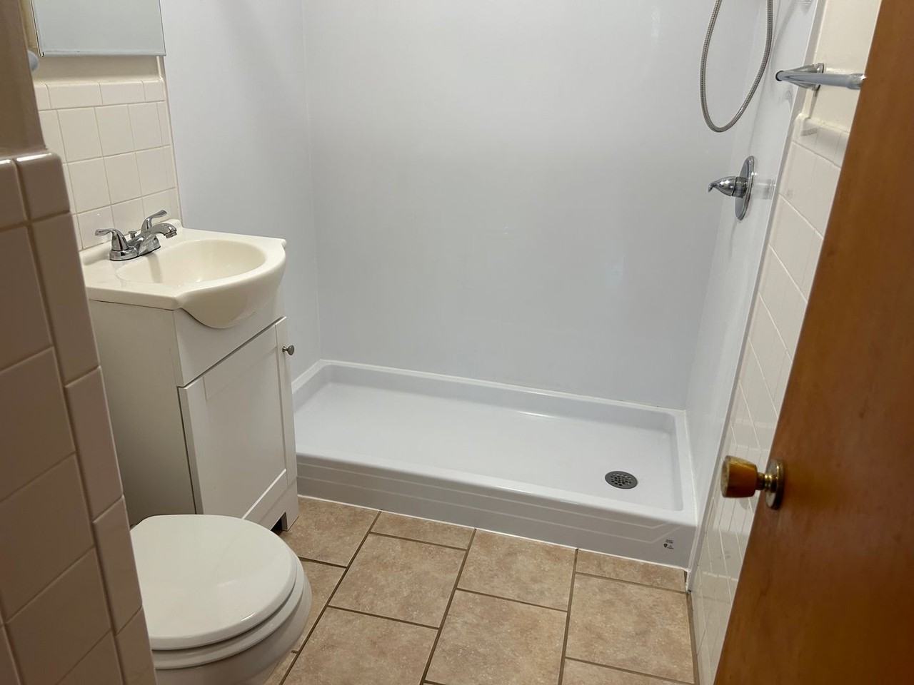 1355 Warpath Dr - Photo 7 of 10