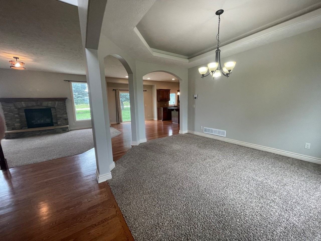 8037 Swallowtail St - Photo 6 of 22