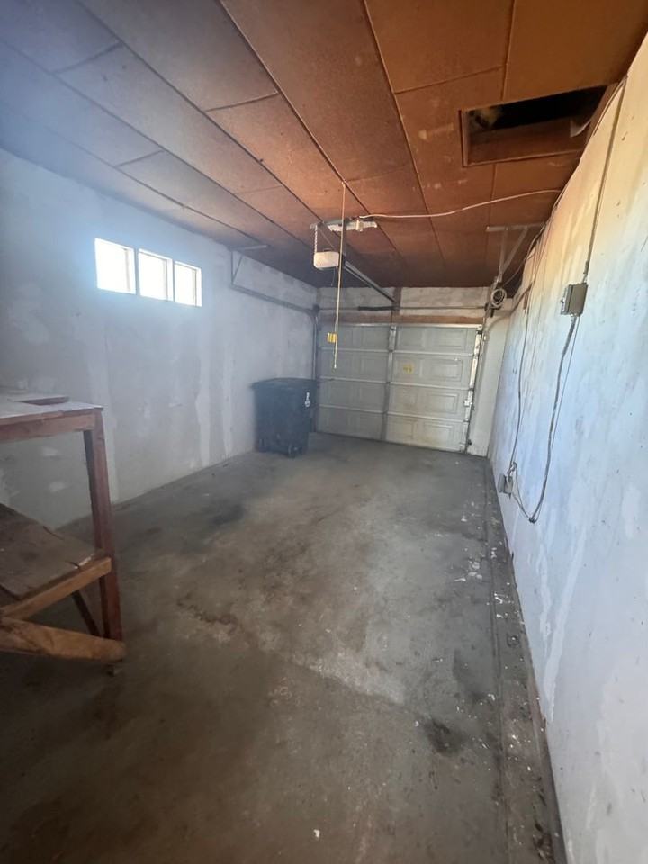 1204 S Missouri Ave - Photo 6 of 9