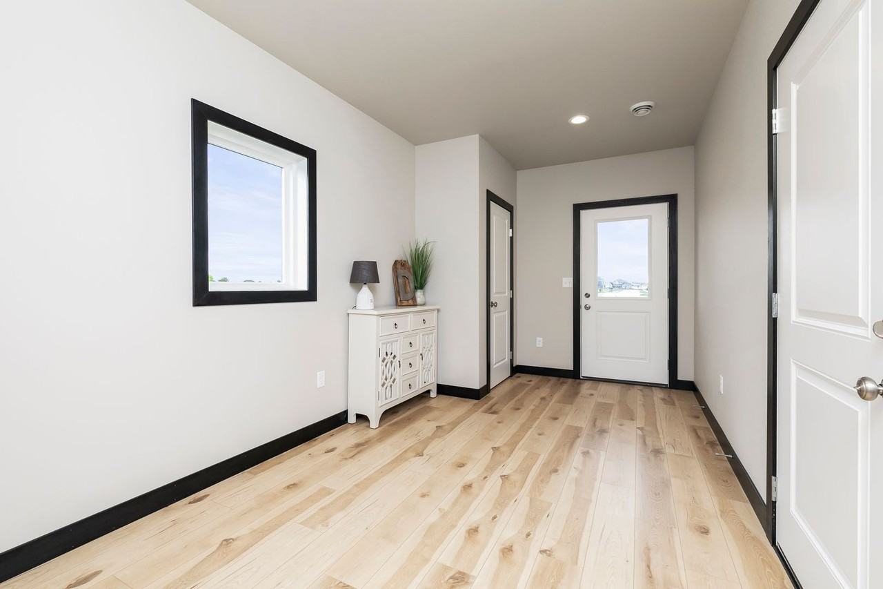 6016 79th Ave S - Photo 3 of 12