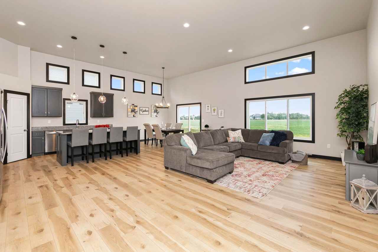 6016 79th Ave S - Photo 4 of 12