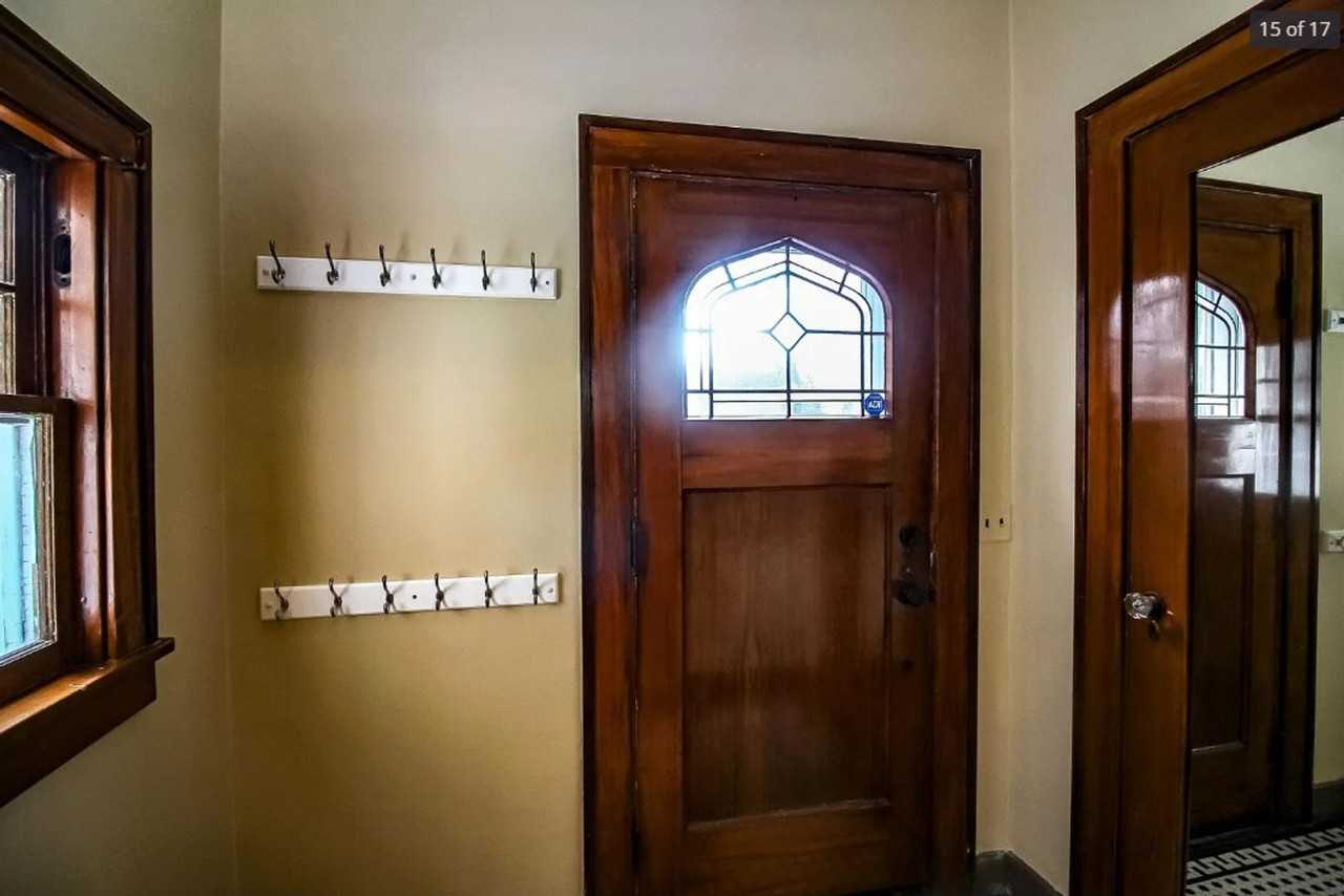 54 Seminole Way - Photo 2 of 17