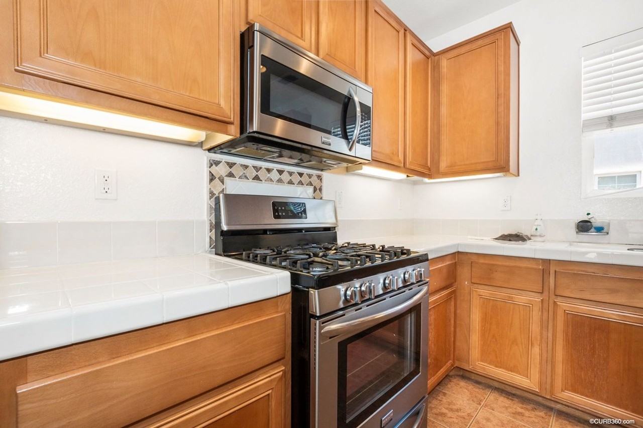 766 Broadway ##37 - Photo 5 of 27