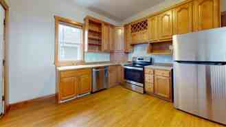 579 Broadway Ave - Photo 1 of 1
