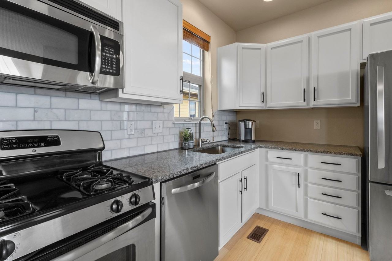 777 Furrow Way - Photo 6 of 35