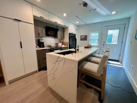 166 W Laurel St - Photo 1 of 1