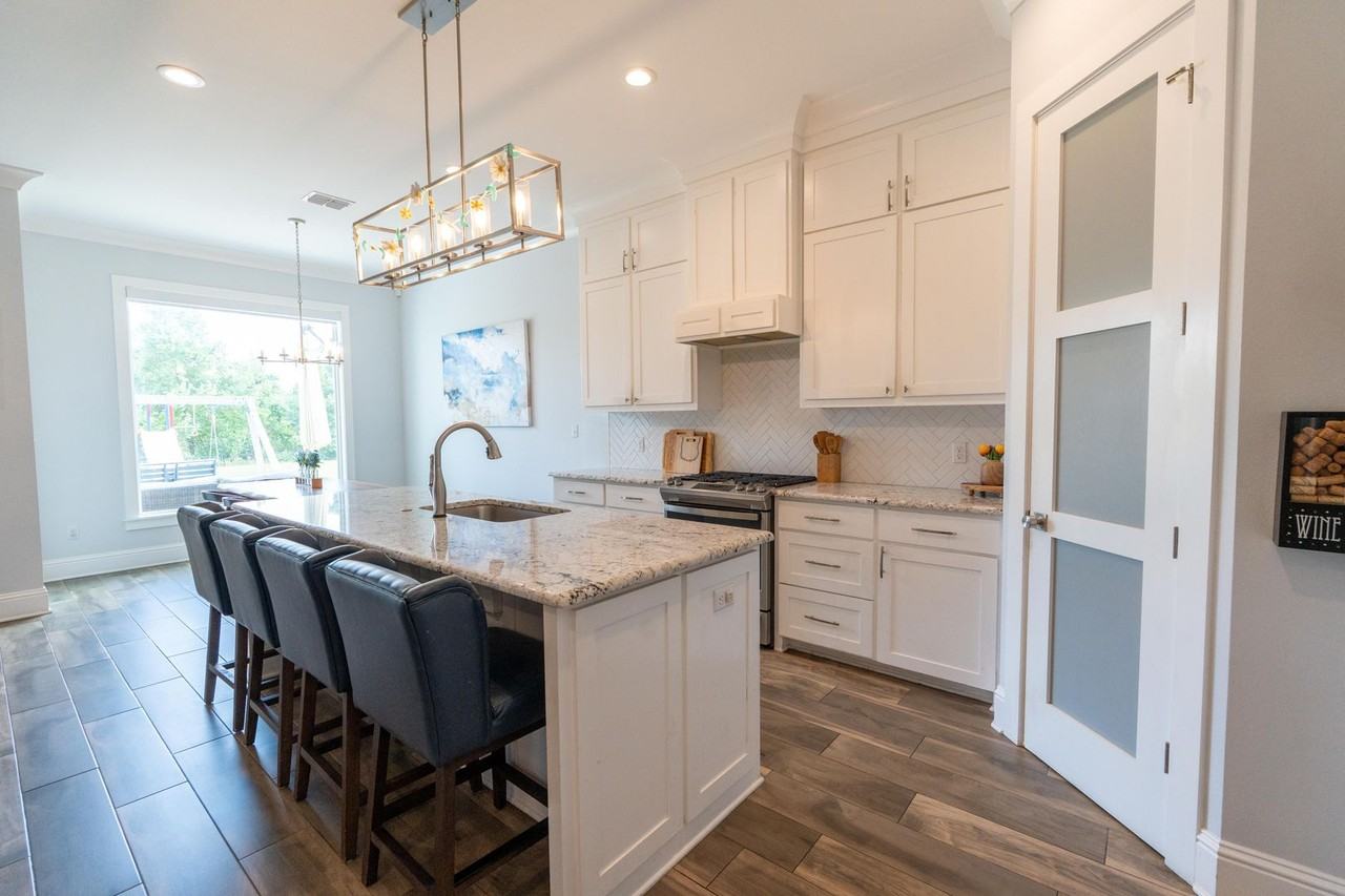 2947 Paradise Dr - Photo 4 of 18