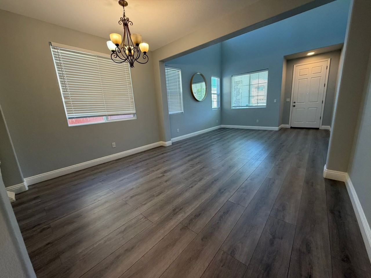 5418 Halas Ct - Photo 4 of 50