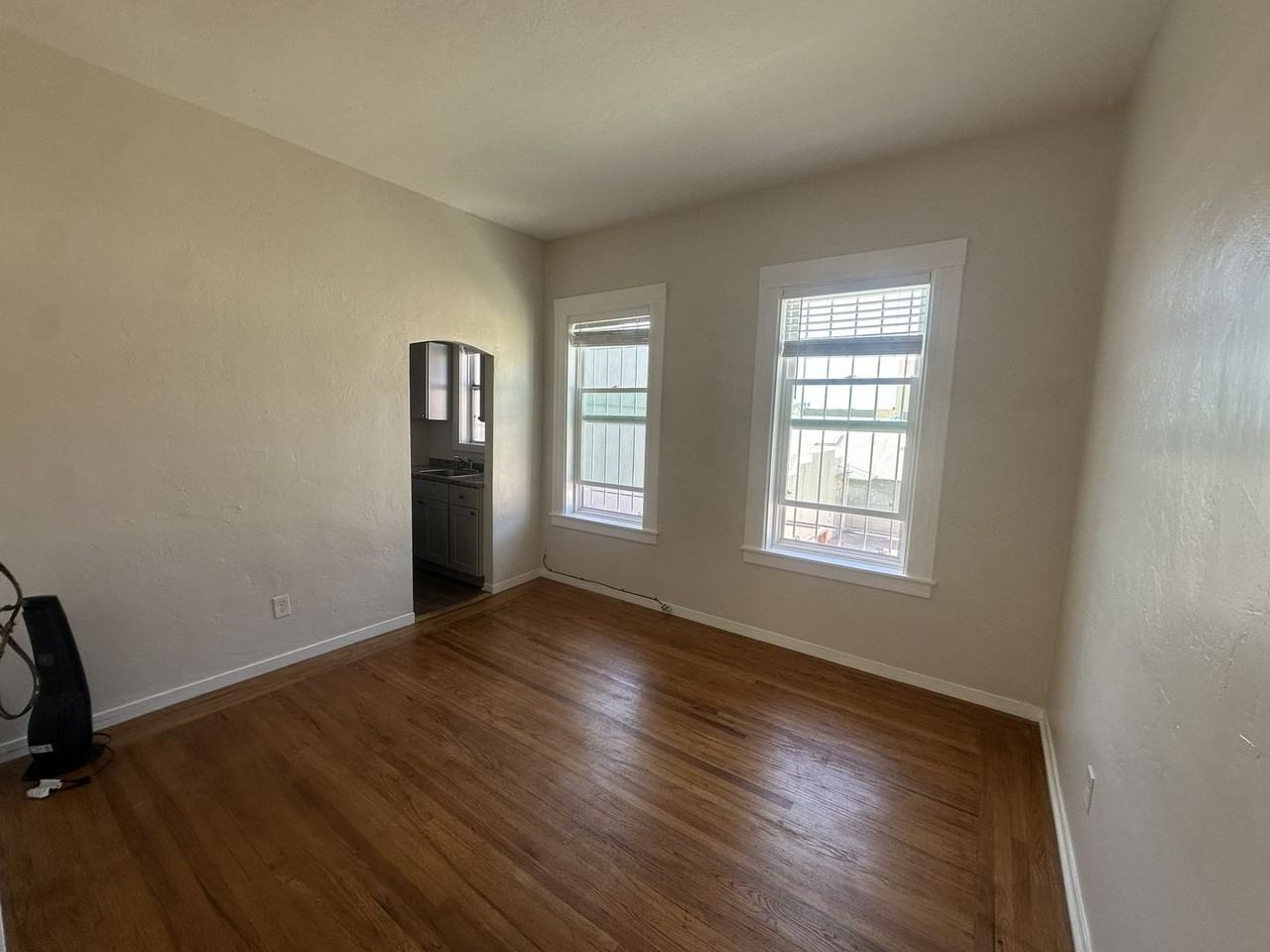 2318 Santa Clara Ave #E - Photo 2 of 15