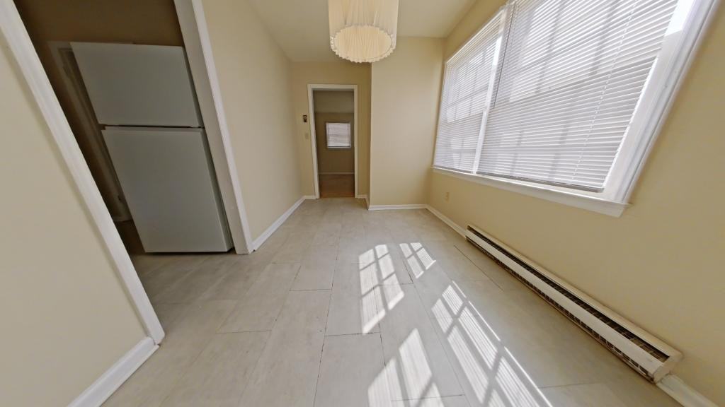 1105 Meadowbrook Blvd - Photo 3 of 9