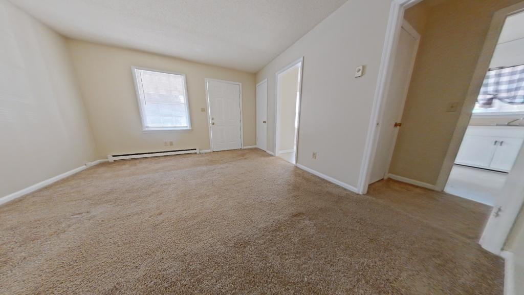 1105 Meadowbrook Blvd - Photo 4 of 9