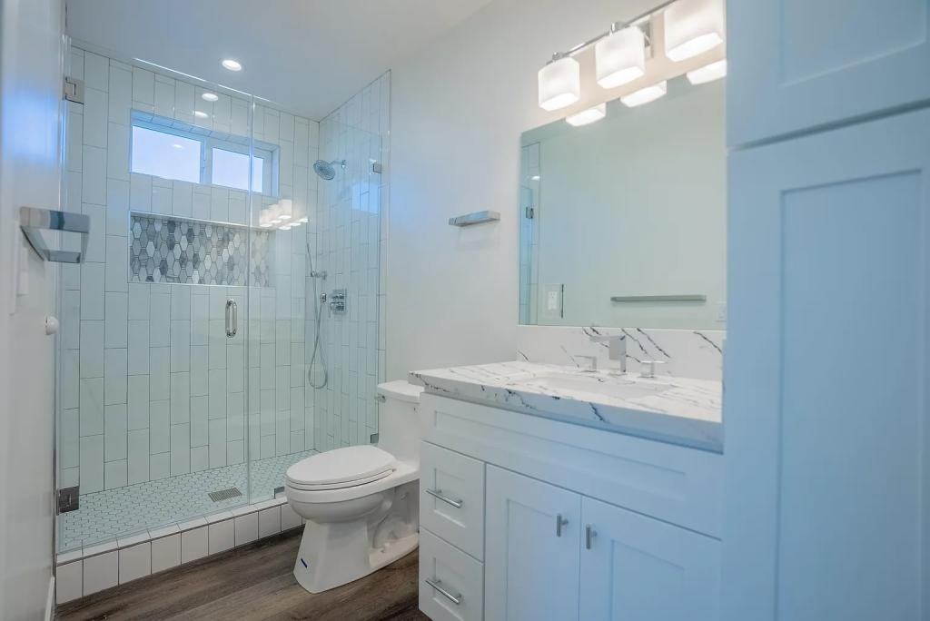 3259 Cole Ave - Photo 5 of 15