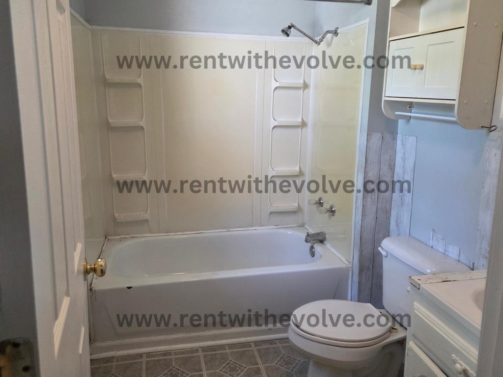 1708 W 11th St - Photo 6 of 14