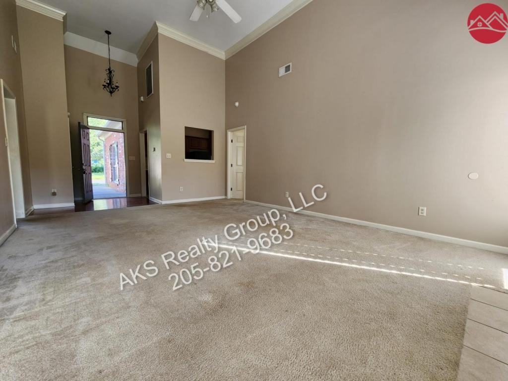 2045 Forest Lakes Ln - Photo 3 of 16