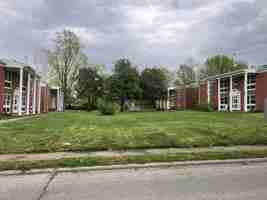 featured image of 103 N Russell St #1