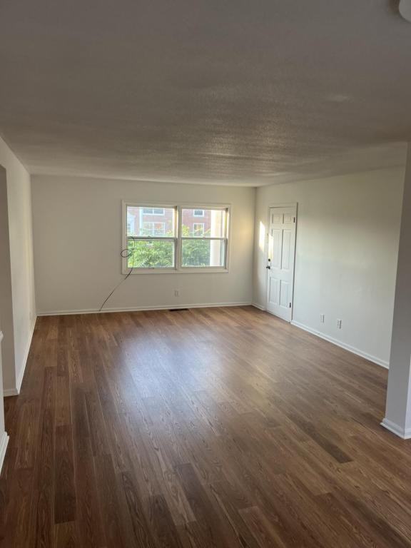103 N Russell St Apt 2 - Photo 5 of 8