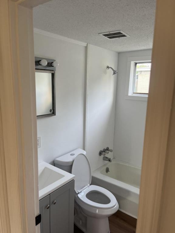 103 N Russell St Apt 2 - Photo 7 of 8
