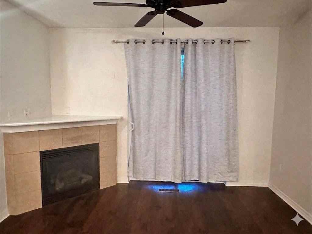 7292 S Blackhawk St - Photo 5 of 17