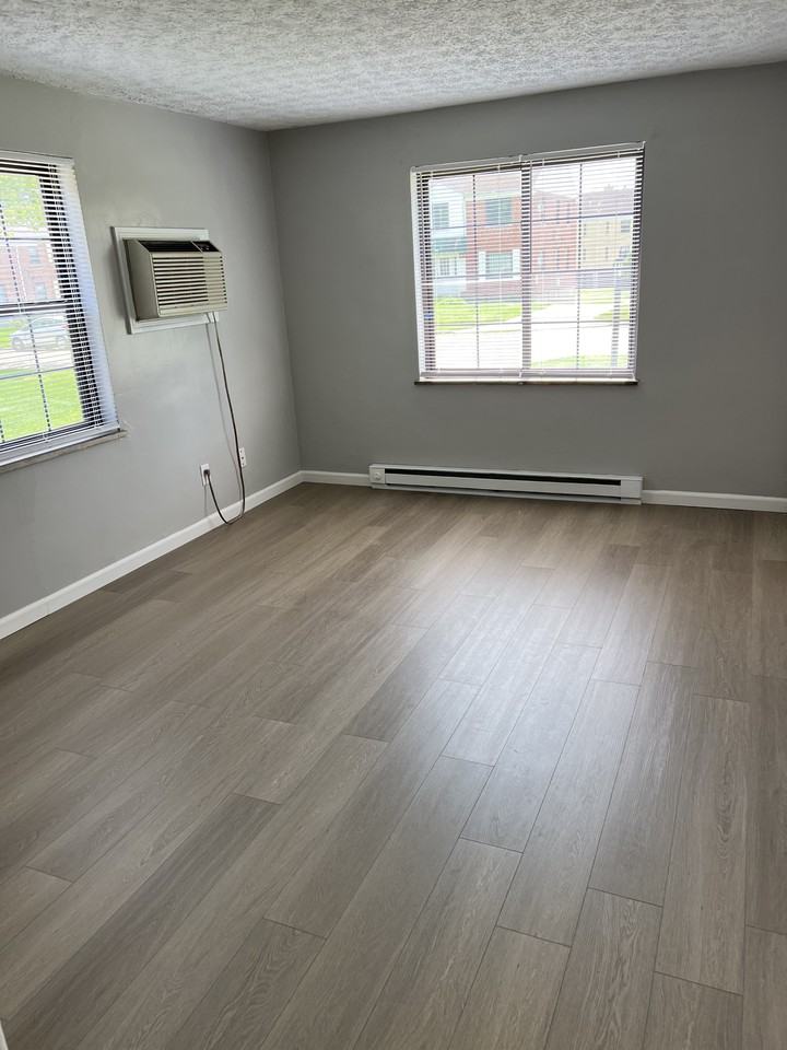 539 Telford Ave #D - Photo 5 of 7