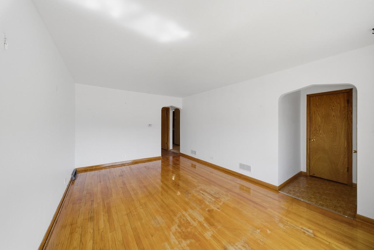 5055 S Kilbourn Ave #1 - Photo 2 of 16