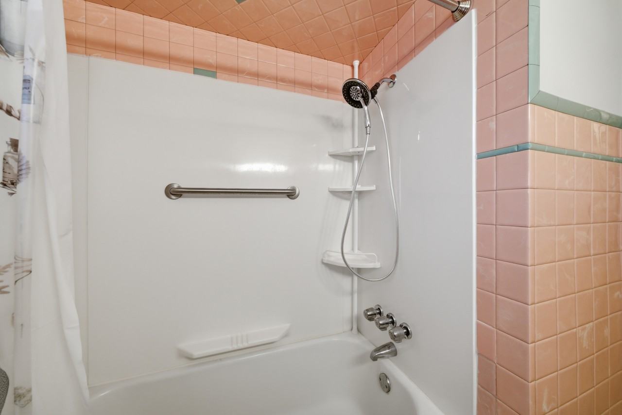 5055 S Kilbourn Ave #1 - Photo 3 of 16