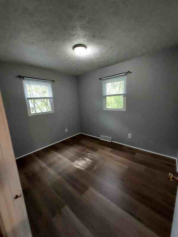 267 Sunset Dr - Photo 5 of 17