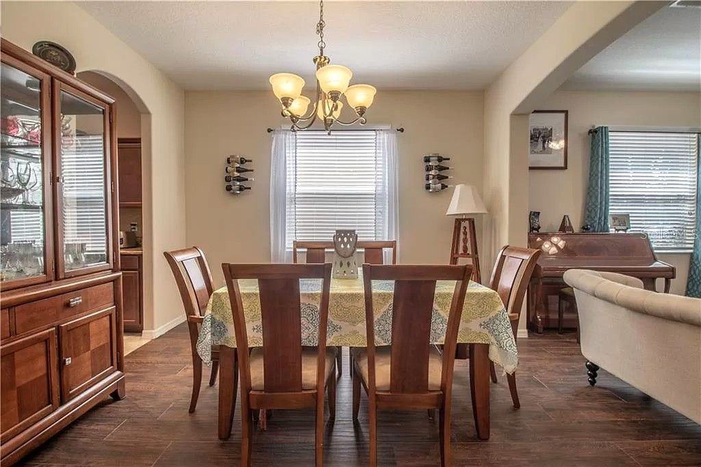11322 Hascroft Forest Ct - Photo 5 of 26