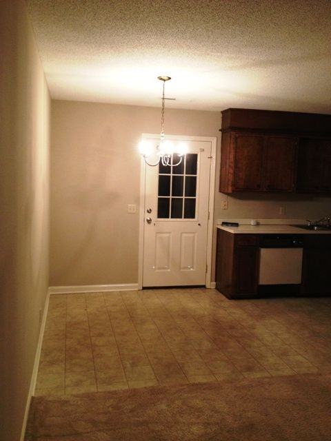 1985 Coral Way - Photo 4 of 6
