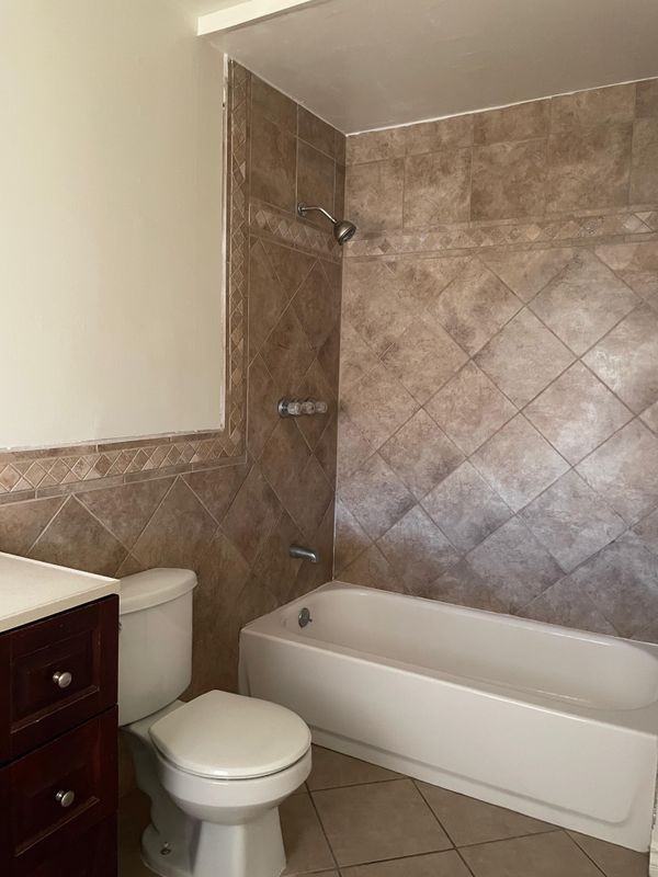 44624 Cedar Ave - Photo 3 of 11