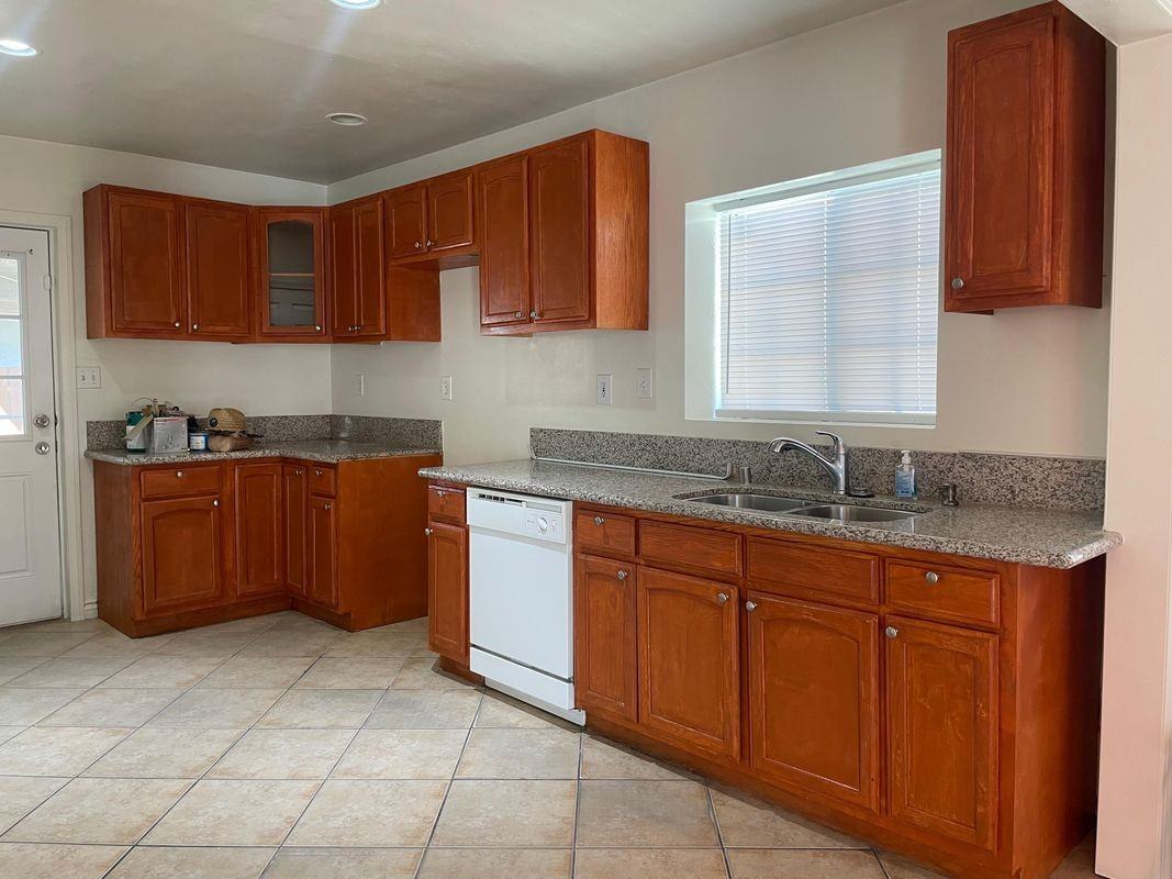 44624 Cedar Ave - Photo 5 of 11