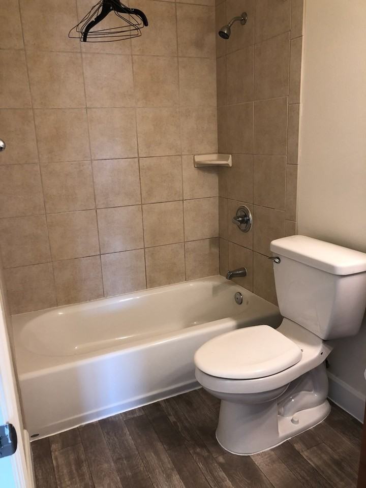 3318 Beach Dr Sw #102 - Photo 4 of 19