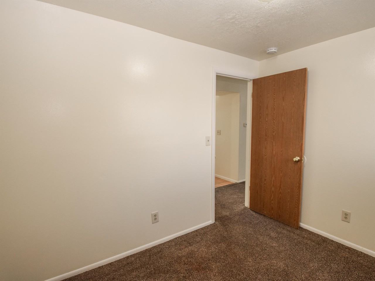 875 Westsouth #4 - Photo 6 of 20