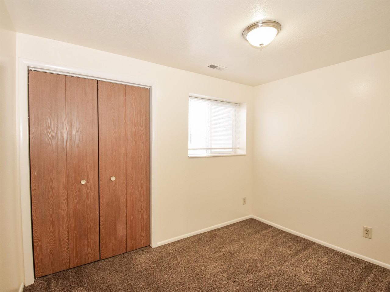 875 Westsouth #4 - Photo 7 of 20